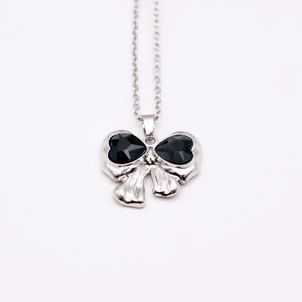 گردنبند طرح پاپیون