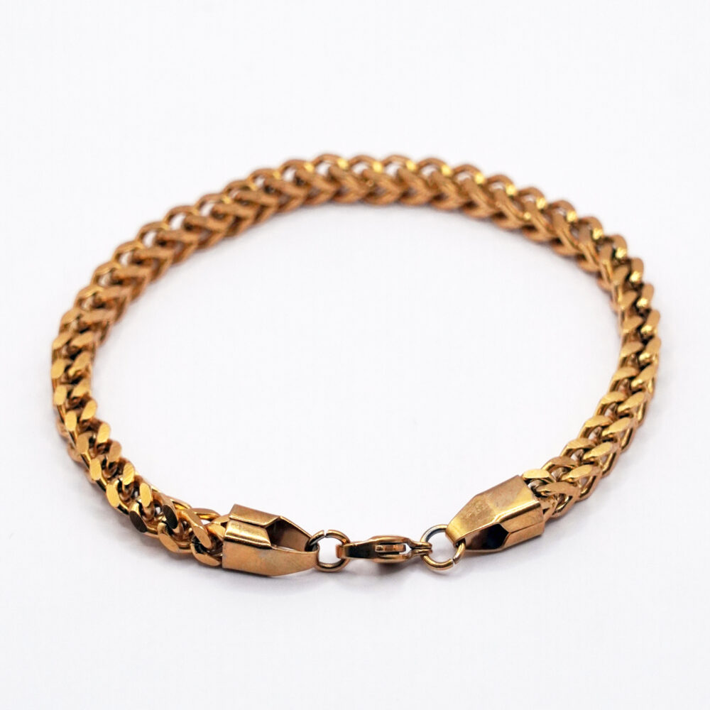 دستبند طرح کارتیه