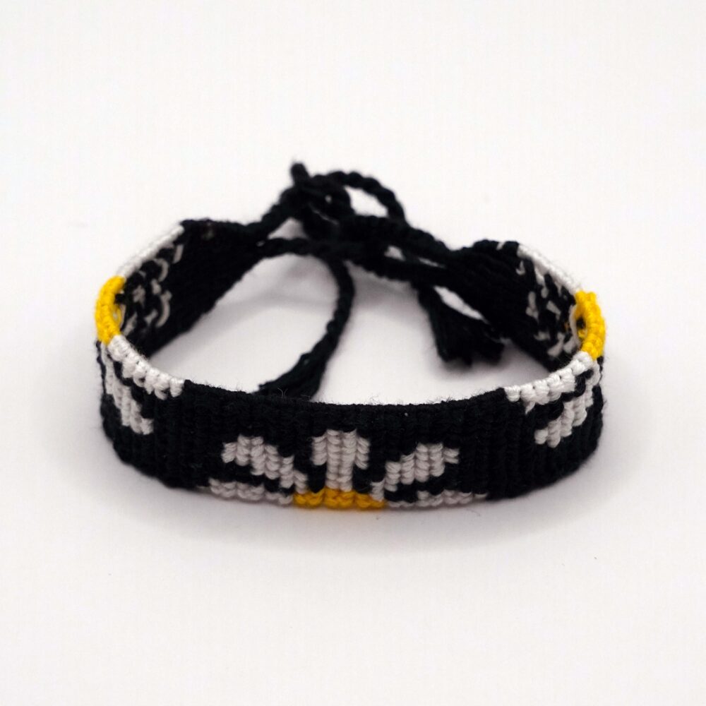 دستبند بافتنی طرح گل