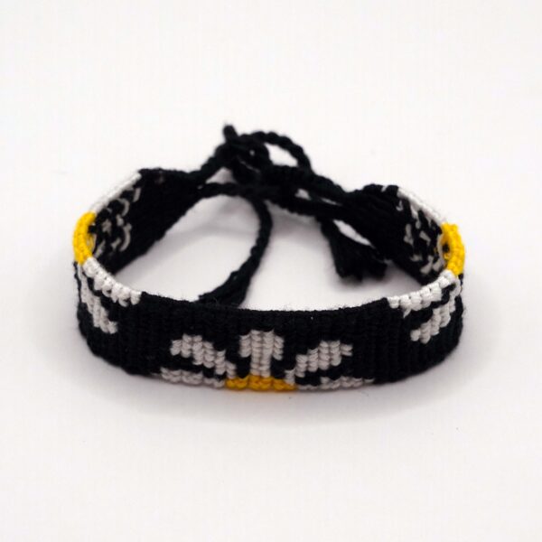 دستبند بافتنی طرح گل