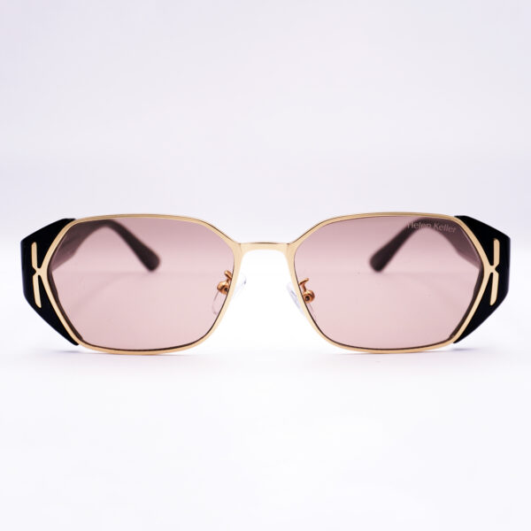 عینک طرح Helen Keller