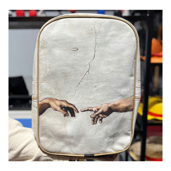 کوله پشتی طرح دست خدا