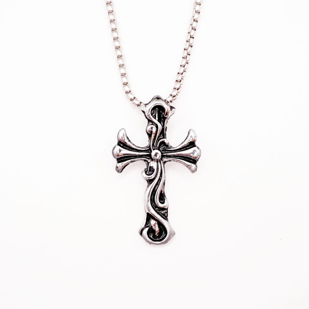 گردنبند طرح Chorome Hearts