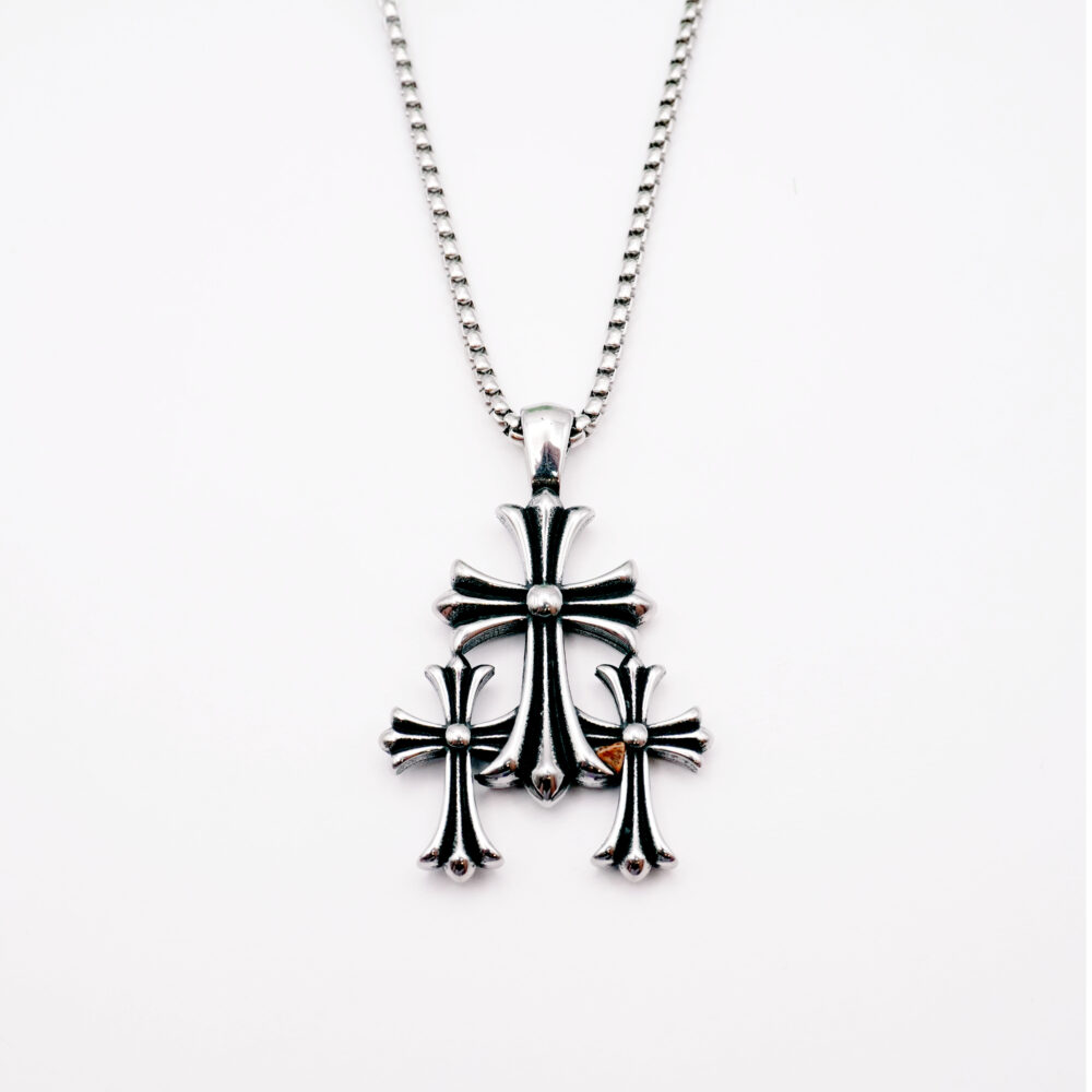 گردنبند طرح Chorome Hearts