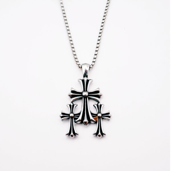 گردنبند طرح Chorome Hearts