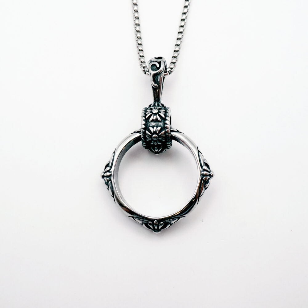 گردنبند طرح Pendant Necklace