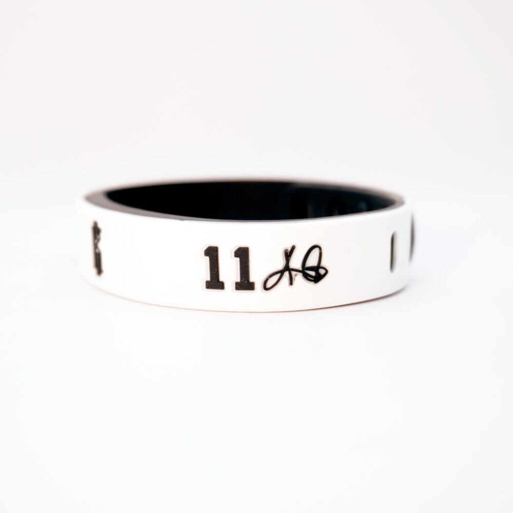 دستبند سیلیکونی Kyrie Irving - تصویر 3